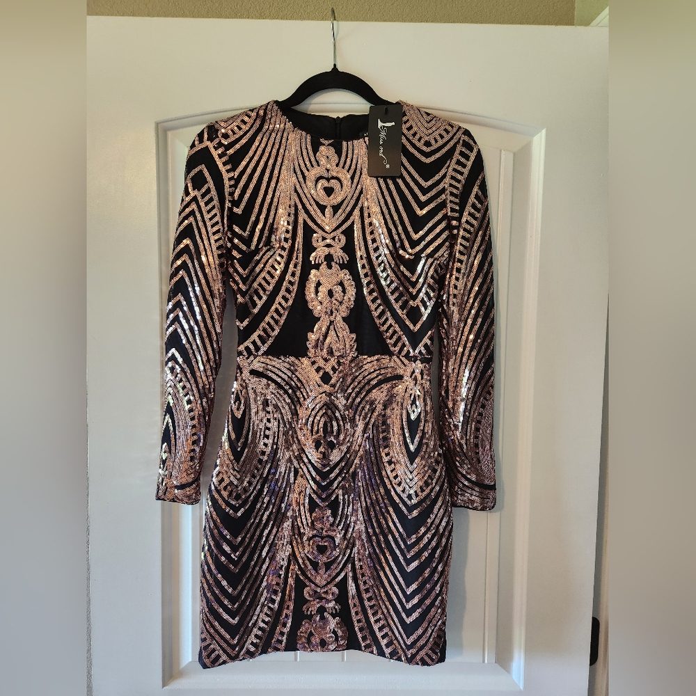 Elegant Black and Gold Sequin Dress